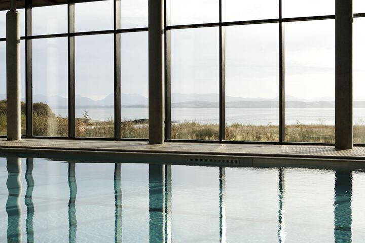 Hotel with Pool