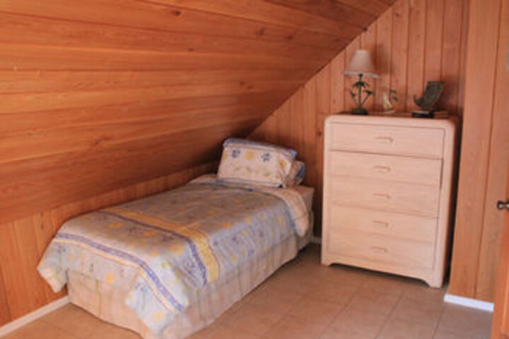 Room 11 of 21