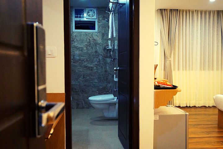 Room 26 of 114