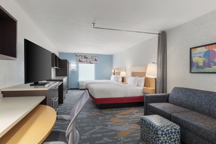 Room 6 of 42