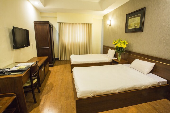 Room 12 of 51