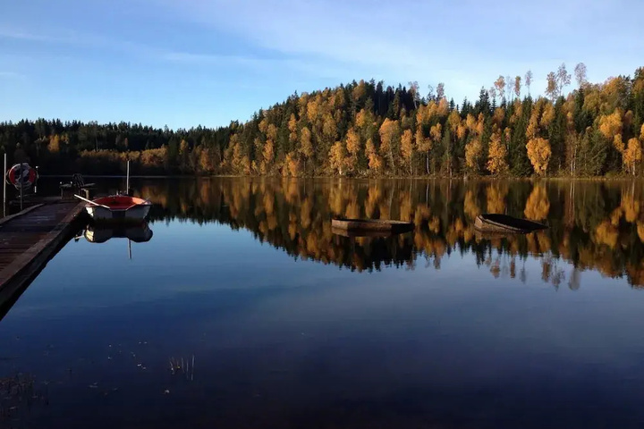 Bjorsbo Forest & Lake Hideaways
