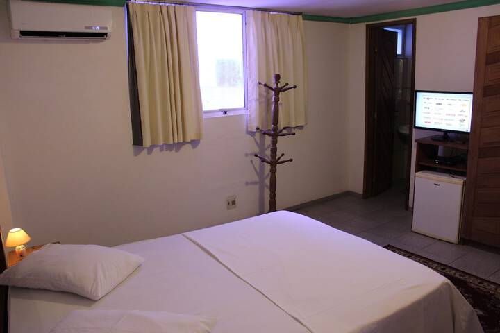 Room 5 of 40