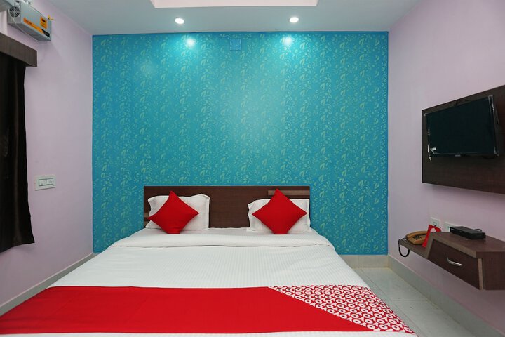 Room 18 of 22