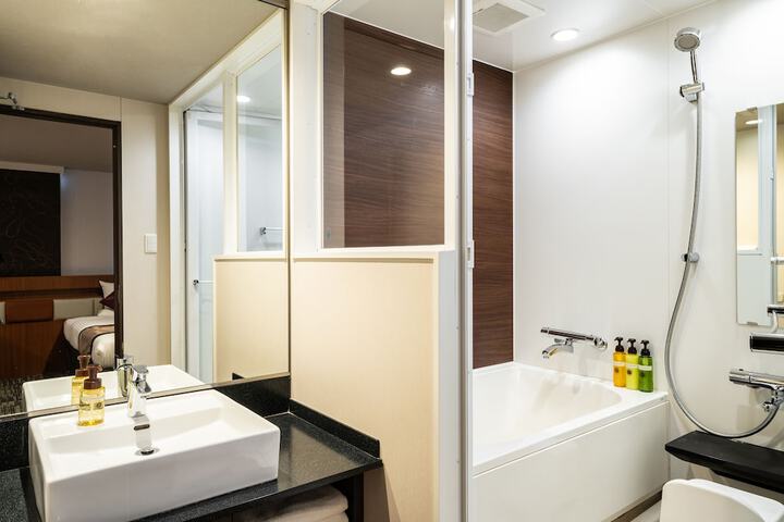 Bath Interior