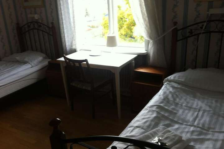 Room 14 of 63
