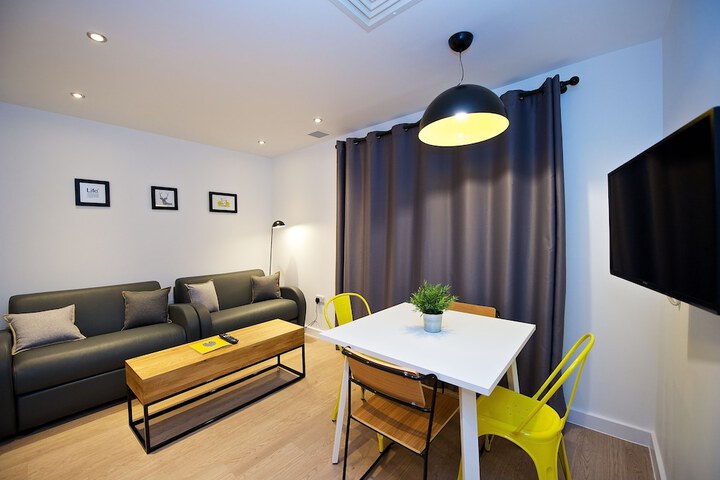 Room 14 of 39