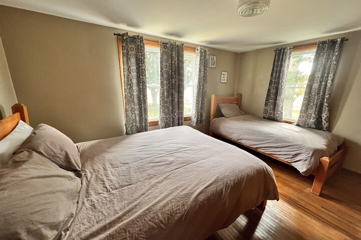 Room 27 of 60
