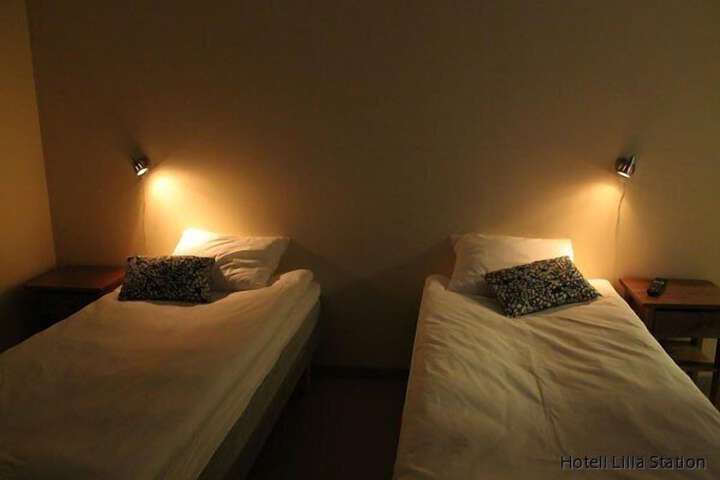 Room 5 of 32