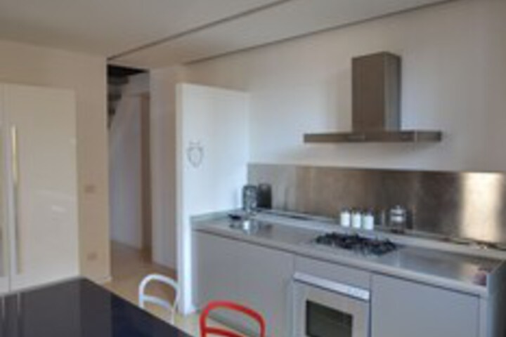 Room 16 of 22
