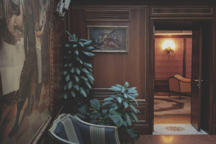 Lobby Entry
