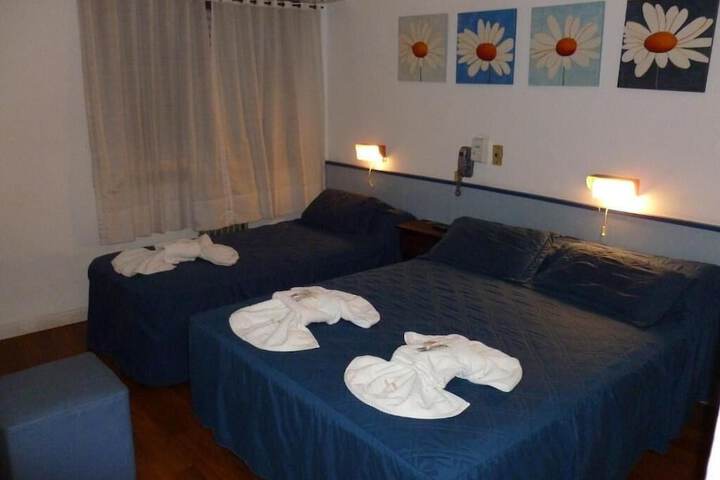Room 5 of 33