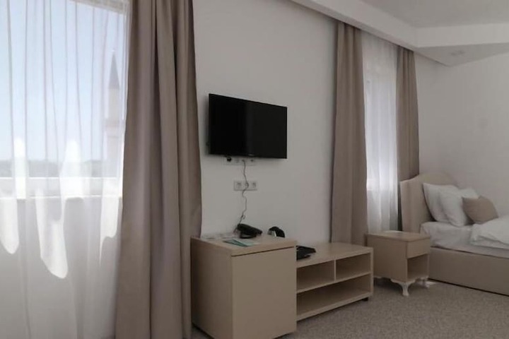 Room 7 of 55