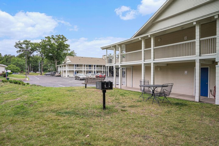BBQ/picnic area