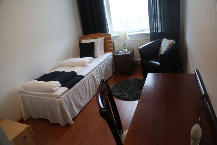 Room 12 of 52