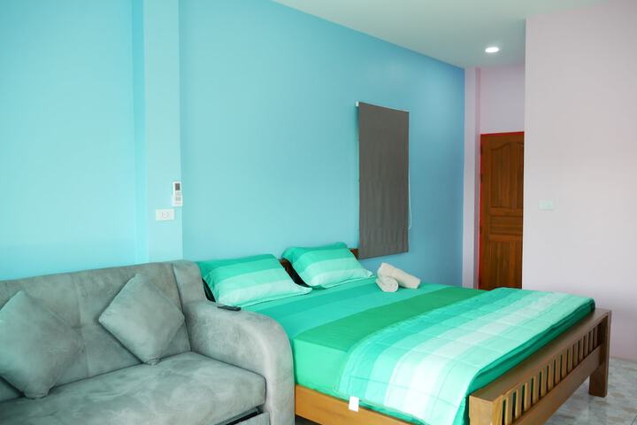 Room 12 of 52