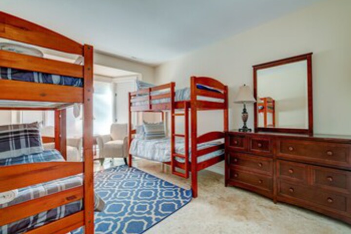 Room 52 of 56