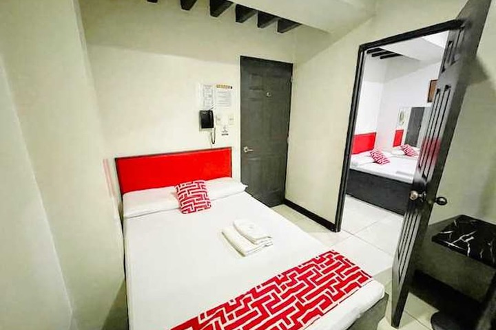 Room 19 of 24