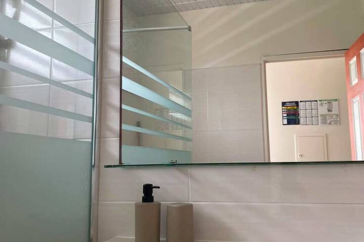 Room 14 of 26