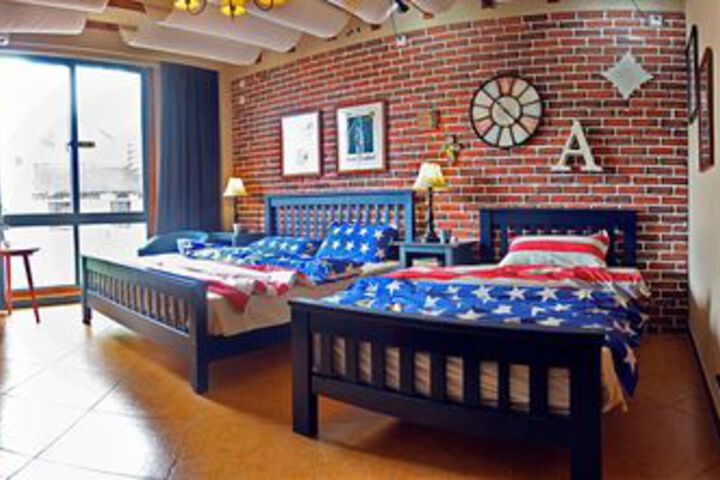 Room 14 of 21