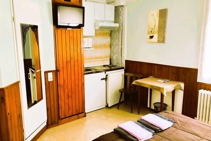 Room 7 of 22
