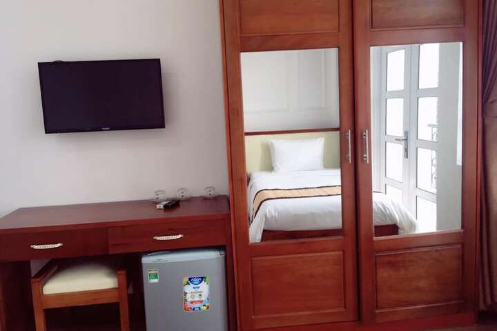 Room 17 of 45