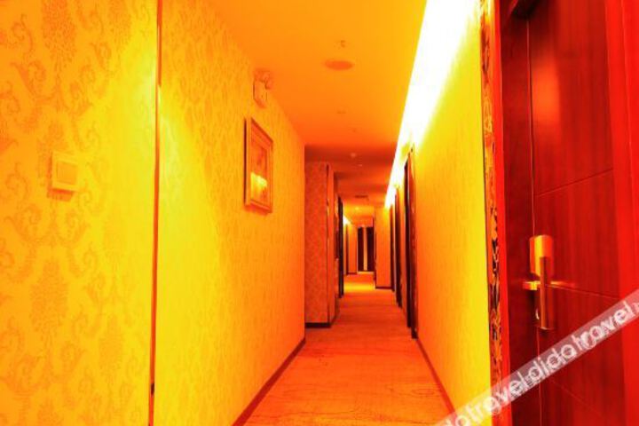 Hotel Interior 16 of 44