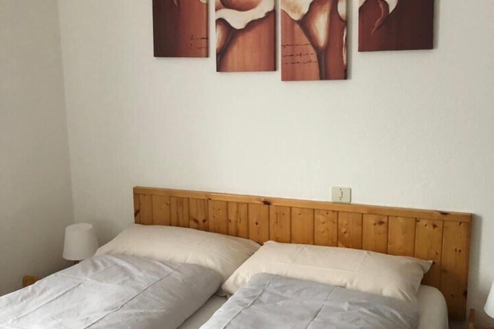 Room 14 of 69
