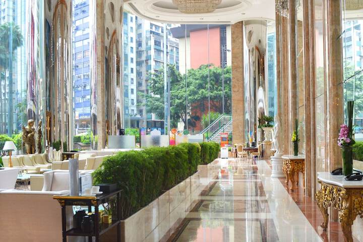 Guest Lobby