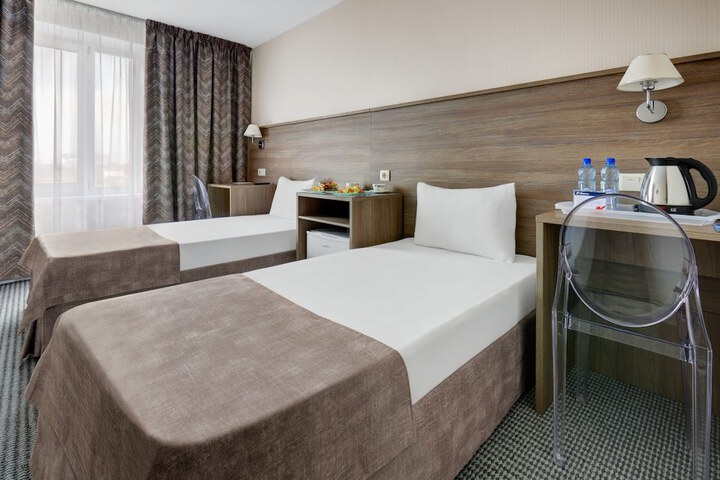 Room 15 of 39