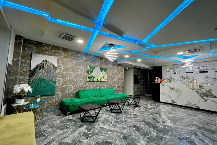 Hotel Interior 4 of 13