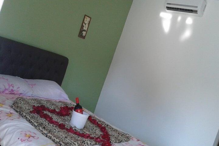 Room 10 of 48