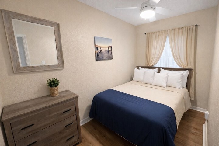 Room 9 of 45