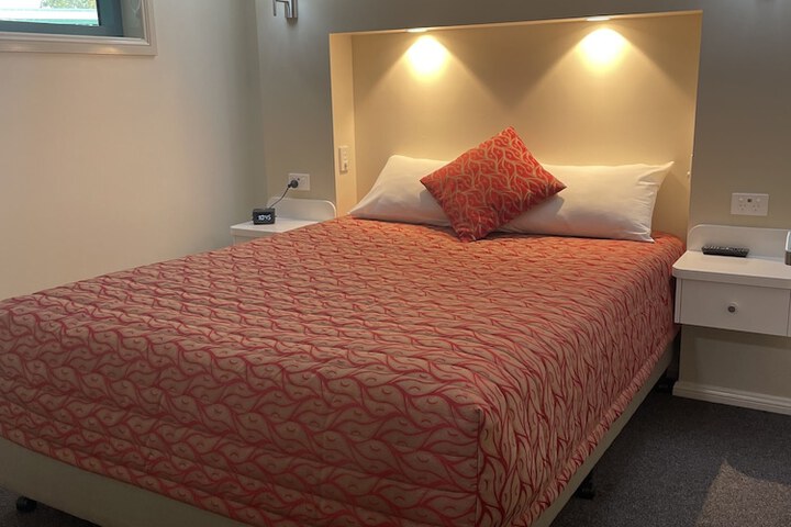 Room 11 of 51