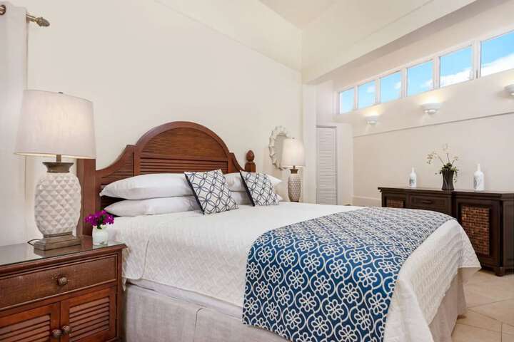 Room 28 of 152
