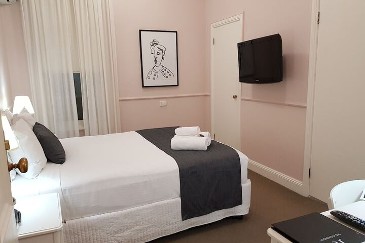 Room 46 of 88