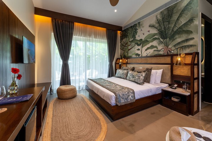 Room 9 of 21