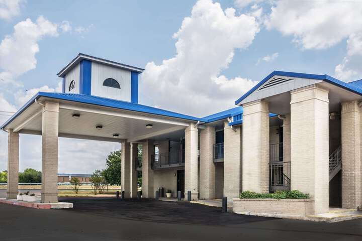Days Inn by Wyndham Killeen Fort Hood in Killeen, TX