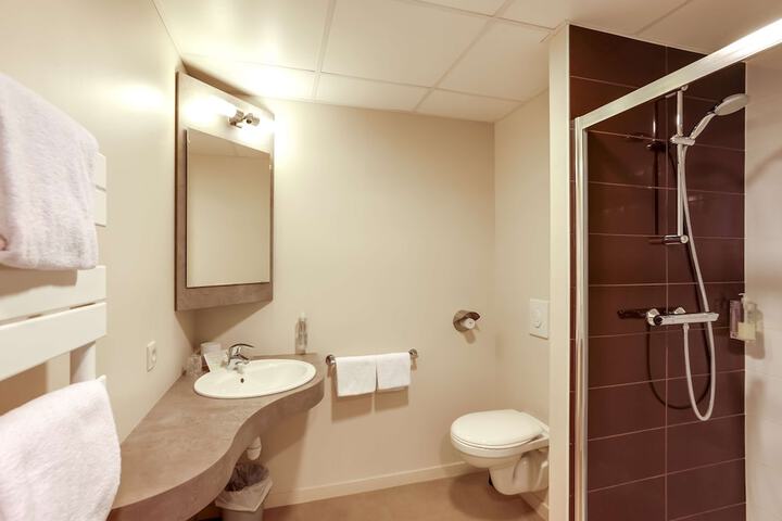 Clean Restrooms
