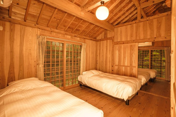 Room 46 of 96