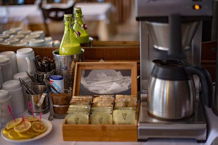 Breakfast/Coffee Service 74 of 90