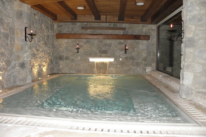 Pool 28 of 59