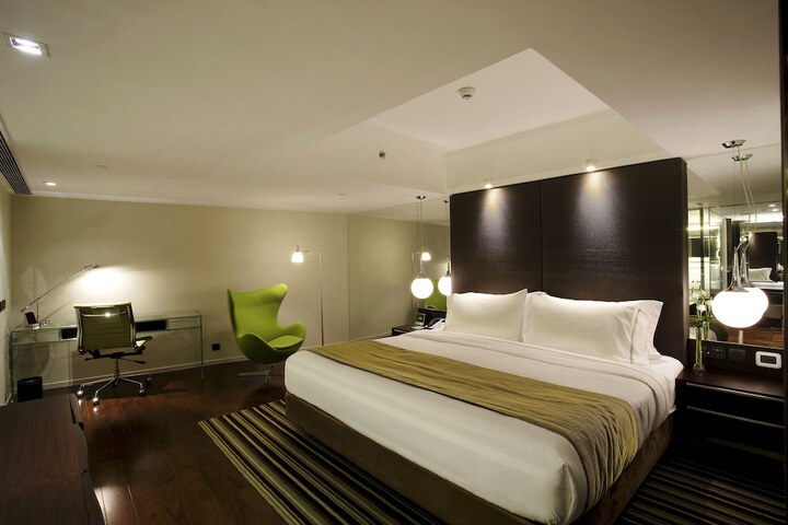Room 18 of 69