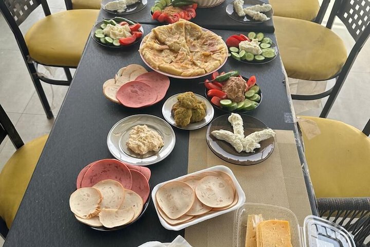 Dining 53 of 82
