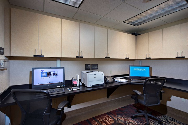 Business Center 36 of 40