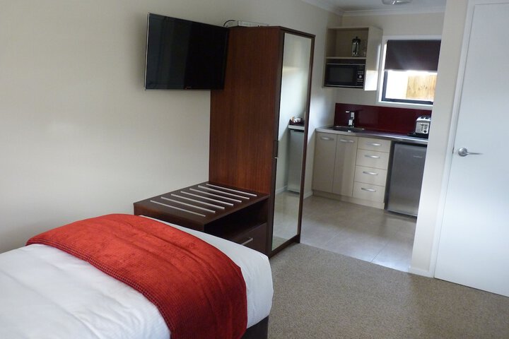 Room 2 of 26