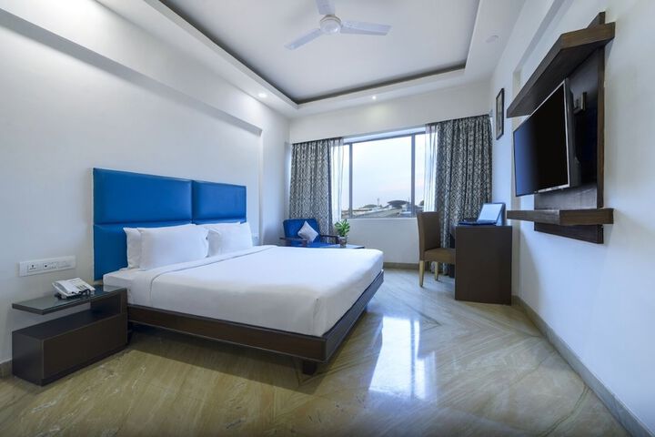 Room 26 of 117