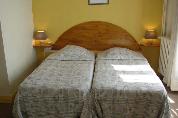 Room 5 of 43