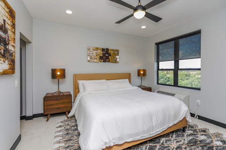 Room 4 of 21