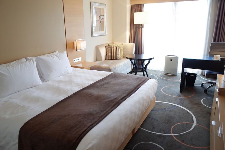 Room 12 of 239